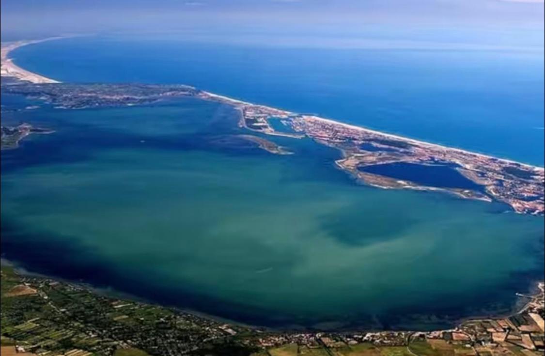 Belle Marina En Bord D'Etang Villa Le Barcares Ngoại thất bức ảnh