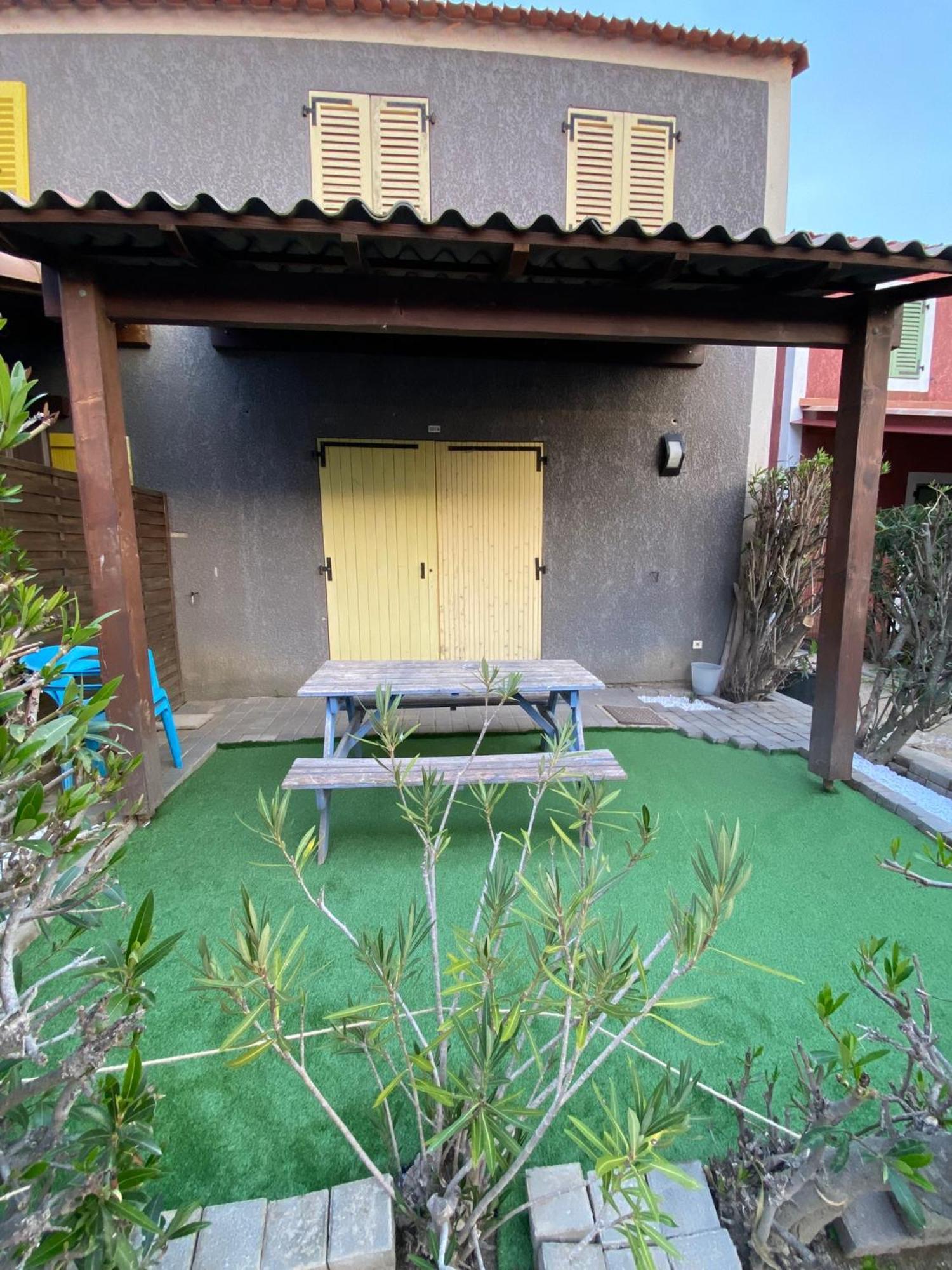 Belle Marina En Bord D'Etang Villa Le Barcares Ngoại thất bức ảnh